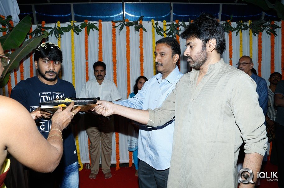 Gabbar-Singh-2-Movie-Opening